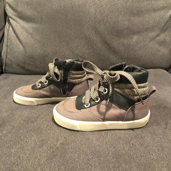 Old Navy toddler high tops size 7 - Picture 1 of 8